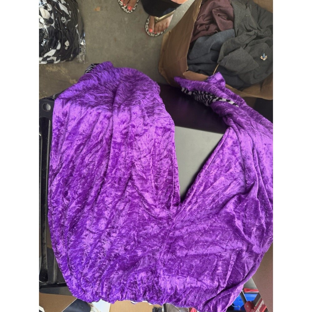 Spirit Halloween Pimp Costume Purple Jacket/Pants/Accessories Size XL - Picture 3 of 4